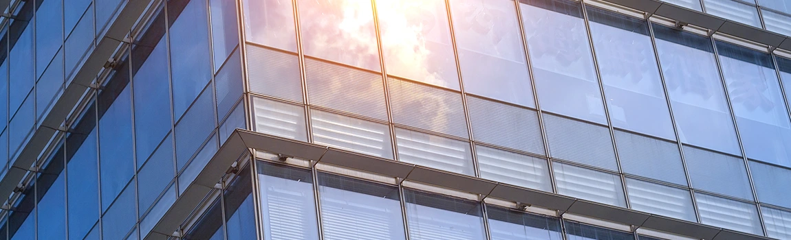 UV-Resistant Glass Experts in Four Corners, FL